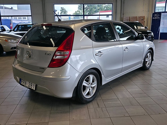 Hyundai i30 3 of 8