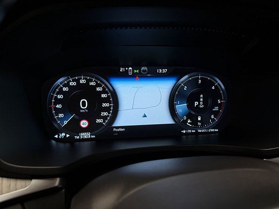 Volvo V60 Cross Country 20 of 23