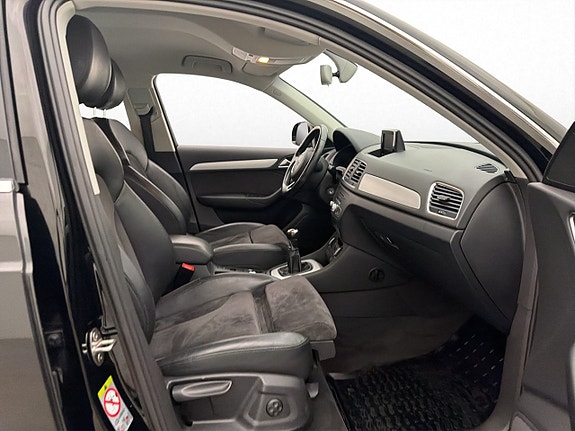 Audi Q3 23 of 30