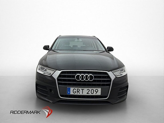 Audi Q3 2 of 30