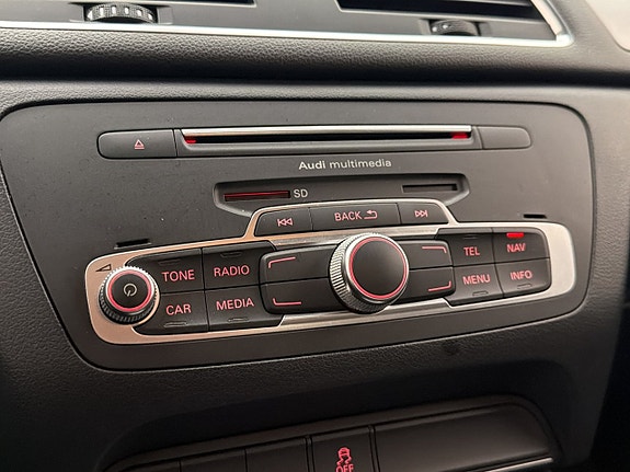 Audi Q3 21 of 30