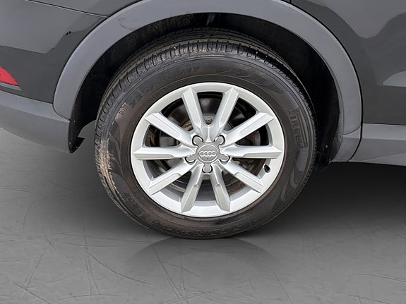 Audi Q3 29 of 30