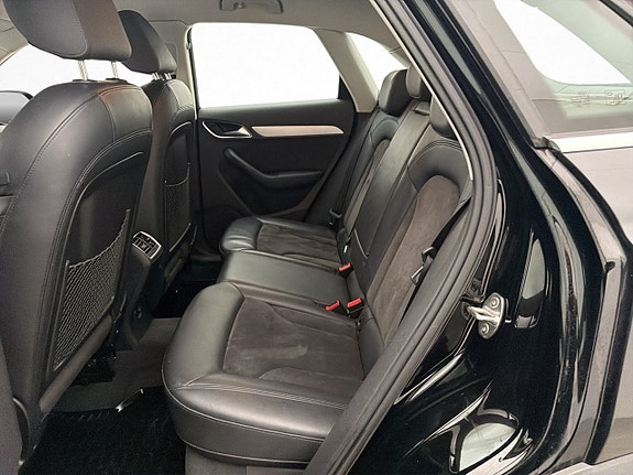 Audi Q3 25 of 30