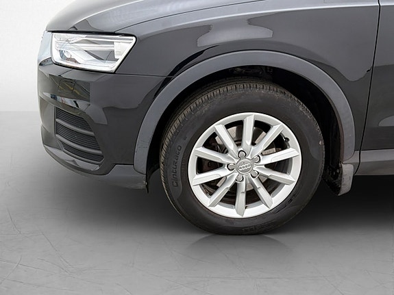 Audi Q3 27 of 30