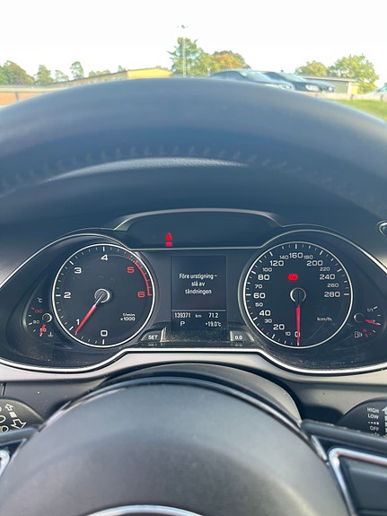 Audi A4 allroad 9 of 13
