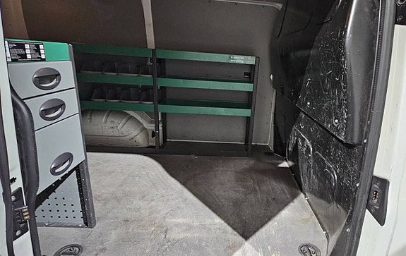 Volkswagen Transporter 13 of 22