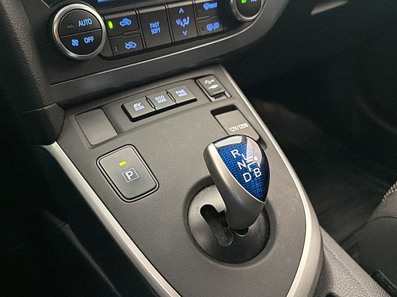 Toyota Auris 20 of 28