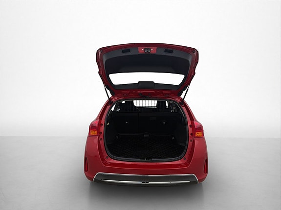 Toyota Auris 24 of 28