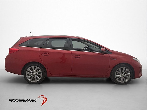 Toyota Auris 9 of 28