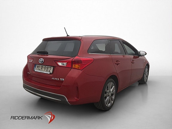 Toyota Auris 8 of 28