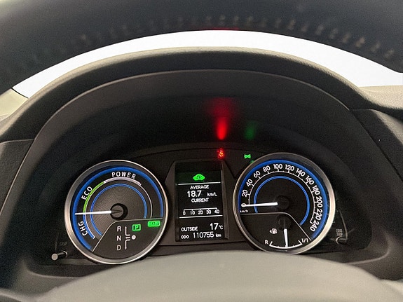 Toyota Auris 15 of 28