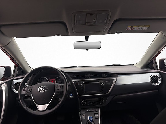 Toyota Auris 12 of 28