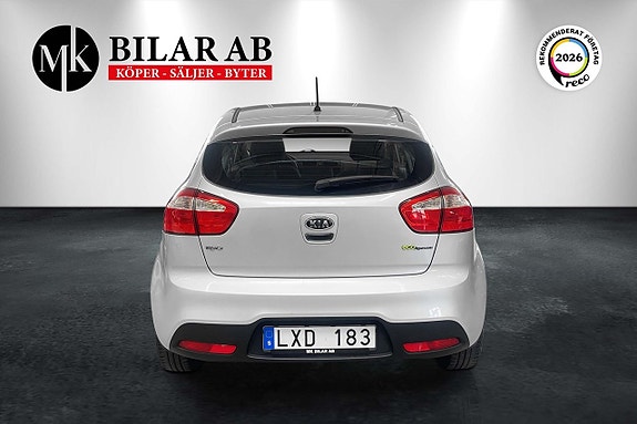 Kia Rio 4 of 11
