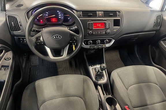 Kia Rio 11 of 11