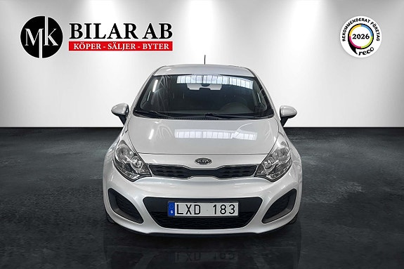 Kia Rio 2 of 11