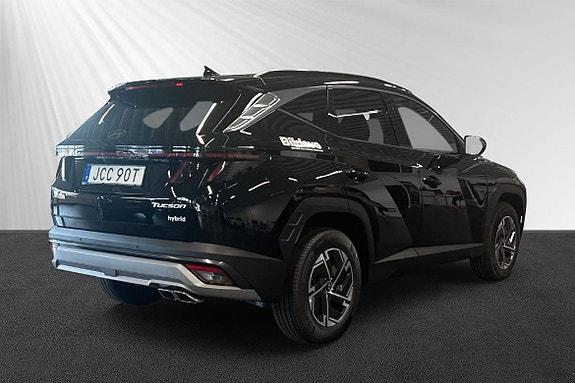 Hyundai Tucson 3 of 6
