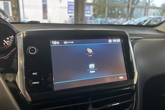 Peugeot 208 18 of 27