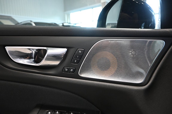 Volvo V60 20 of 30