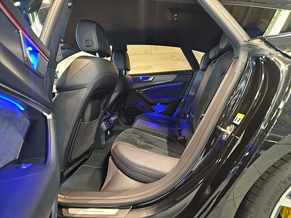 Audi A7 8 of 24