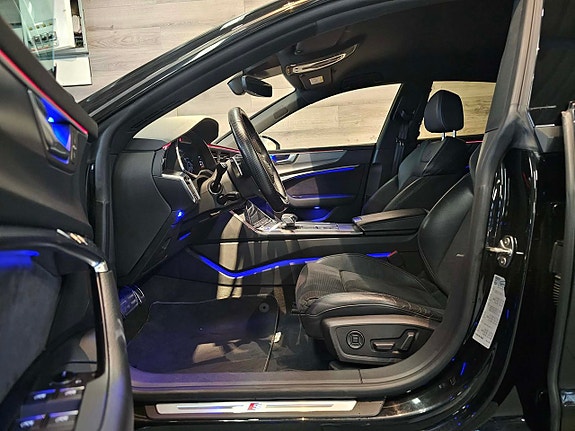 Audi A7 5 of 24