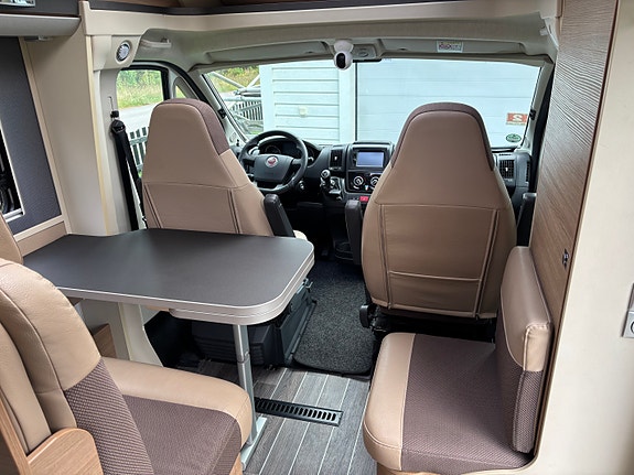 Adria Compact SCS 6 of 11