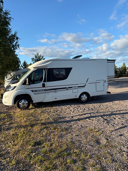 Adria Compact SCS 5 of 11