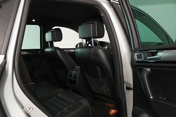 Volkswagen Touareg 24 of 27