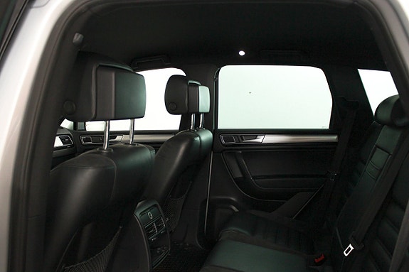 Volkswagen Touareg 23 of 27