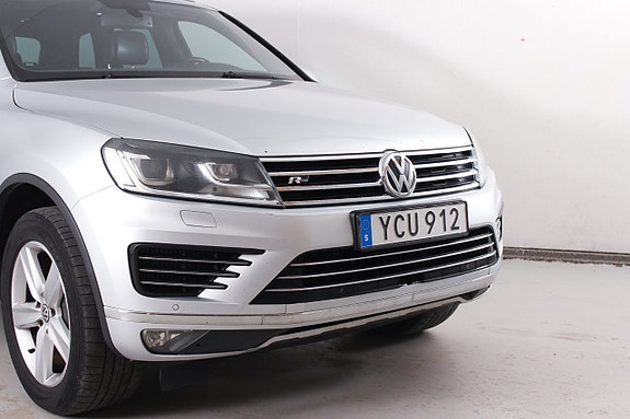 Volkswagen Touareg 4 of 27
