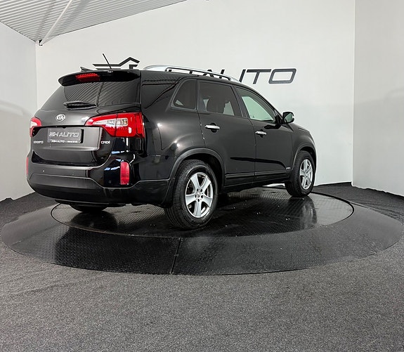 Kia Sorento 5 of 22