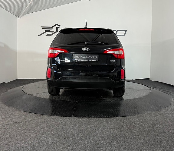 Kia Sorento 6 of 22