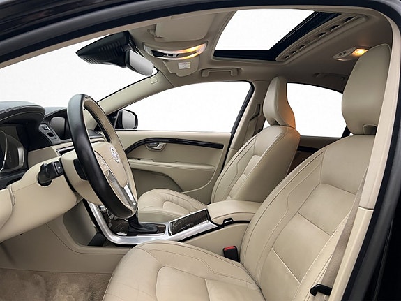 Volvo S80 11 of 30