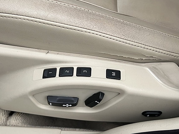 Volvo S80 13 of 30