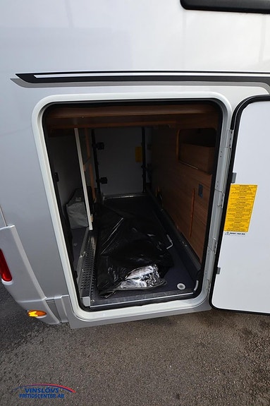 Adria Coral 670 SL Supreme 3 of 11