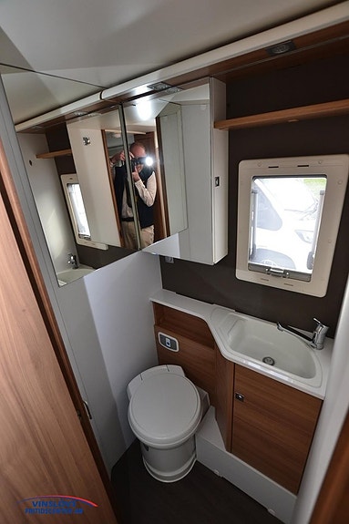 Adria Coral 670 SL Supreme 10 of 11