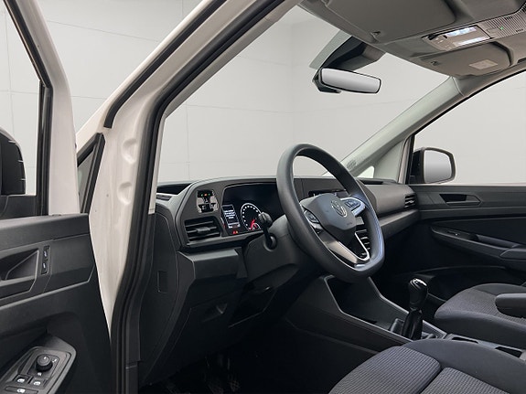 Volkswagen Caddy 19 of 30