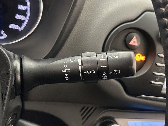 Toyota Yaris 20 of 30