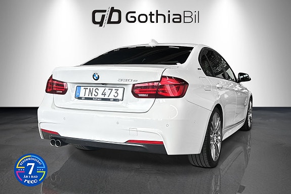BMW 330e 5 of 16