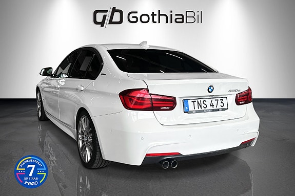 BMW 330e 7 of 16