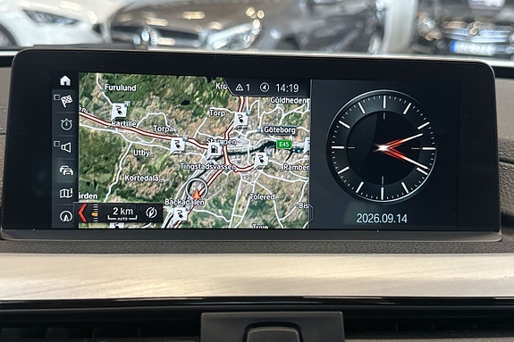 BMW 330e 15 of 16
