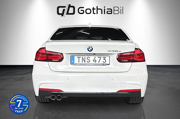 BMW 330e 6 of 16