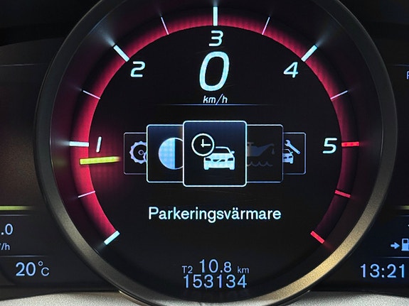 Volvo XC60 22 of 28