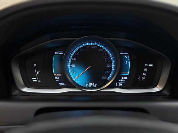 Volvo XC60 21 of 28