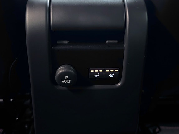Volvo XC60 24 of 28