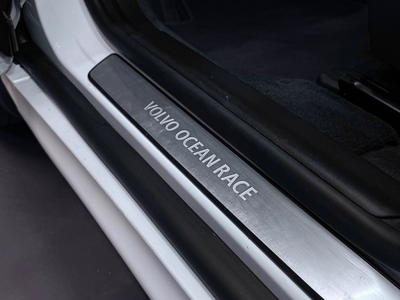 Volvo XC60 25 of 28