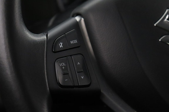 Suzuki S-Cross 19 of 21