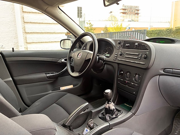 Saab 9-3 19 of 23