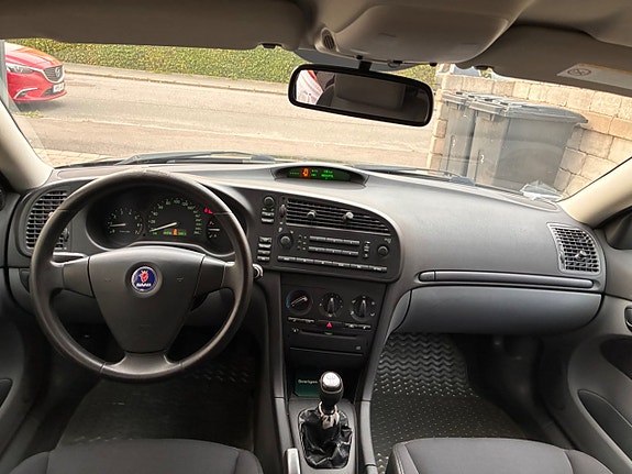 Saab 9-3 13 of 23
