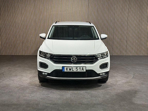 Volkswagen T-Roc 9 of 25