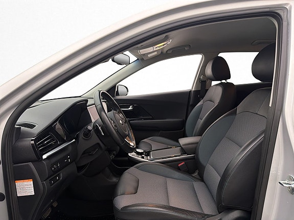 Kia Niro 10 of 28